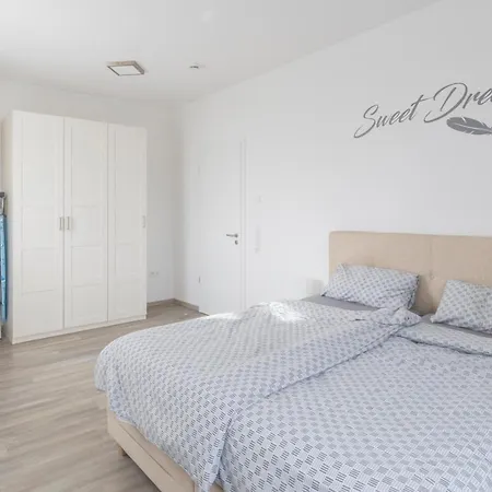 Moderne 2 Zimmer Ferienwohnung Mit Dachterrasse - 95Qm Bremerhaven Exterior photo